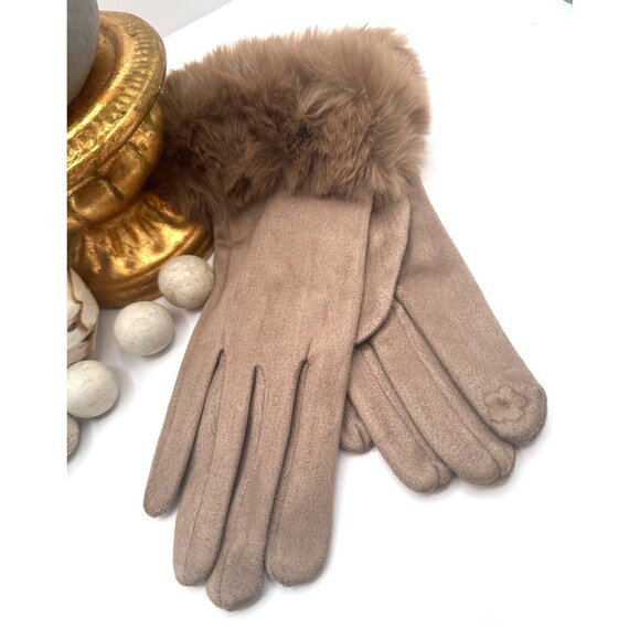2/$30 Touchscreen Gloves Muddy Taupe Mink Faux Fur Wrist Surround - Picture 6 of 7